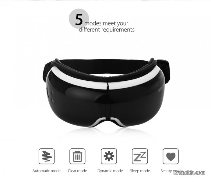 Portable Rechargeable Eye Massager - image 1