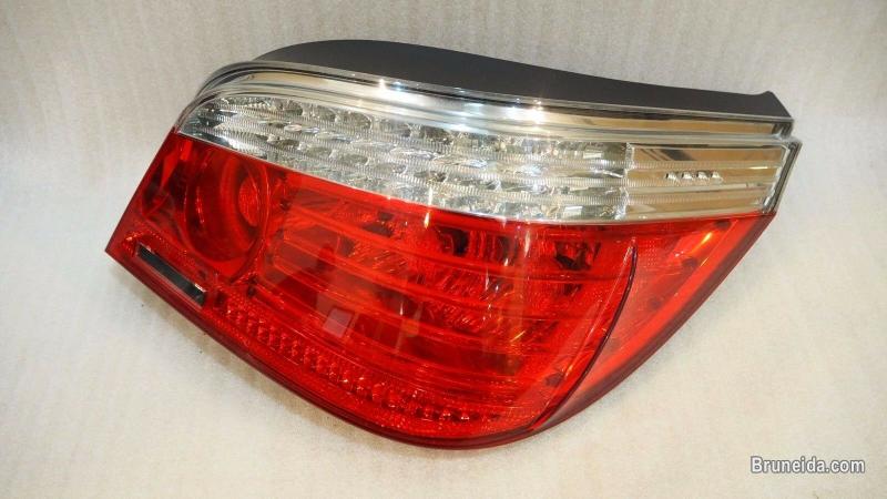 BMW E60 LCI 5 SERIES 2007 TAIL LAMP LED RIGHT 7177282 - image 1