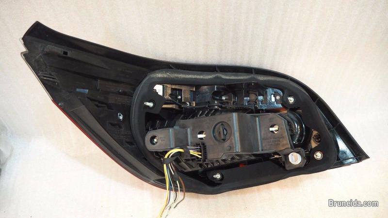 BMW E60 LCI 5 SERIES 2007 TAIL LAMP LED RIGHT 7177282 - image 5