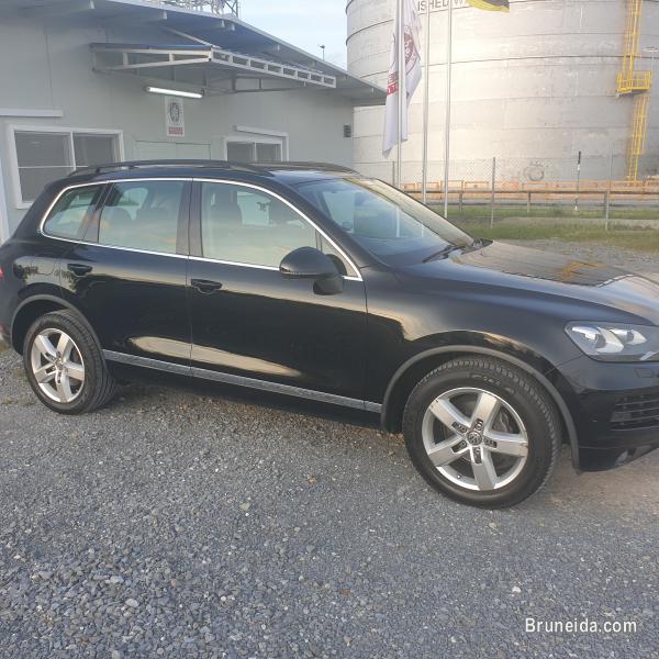 Low Millage Good SUV 4WD - image 1