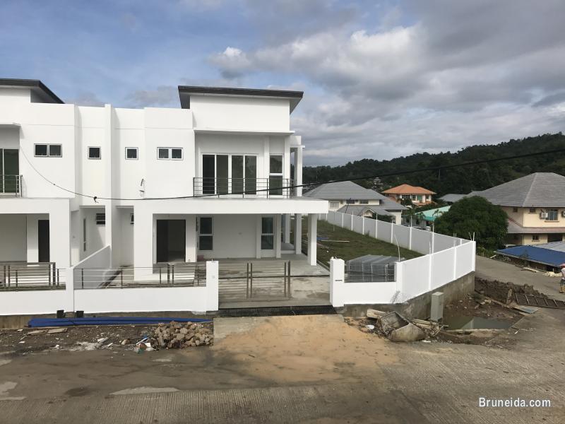 New Semi-d in Subok - image 1