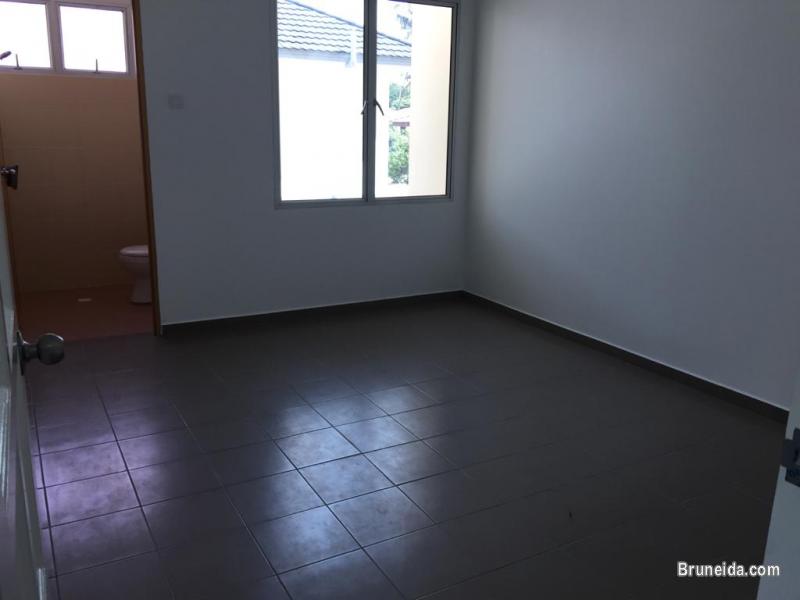 HOUSE FOR SALE - image 5