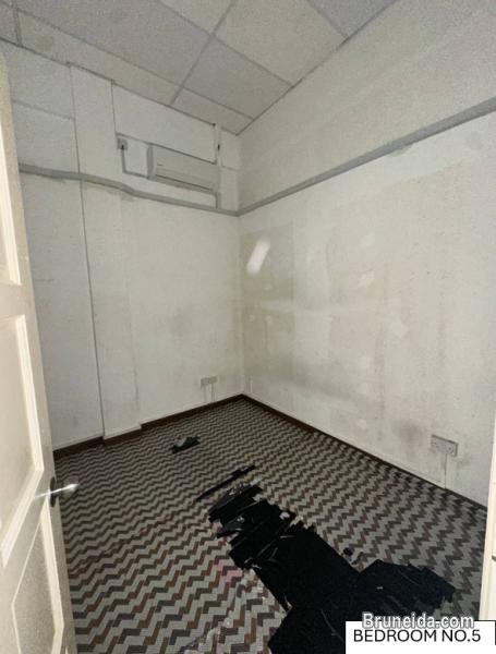 Staffhouse for Rent - image 5