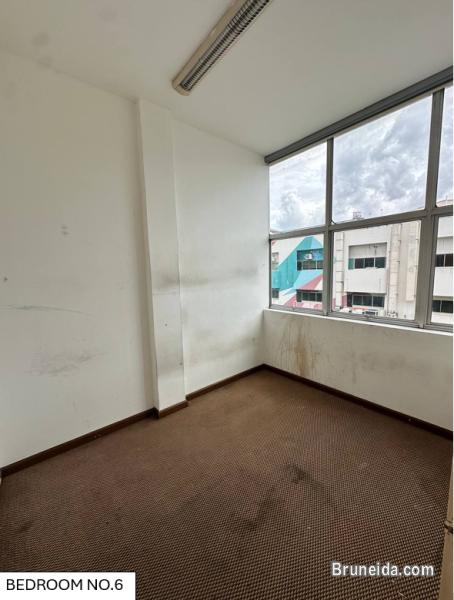 Staffhouse for Rent - image 6