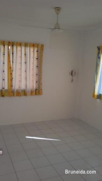 Room For Rent FEMALE Only - image 3