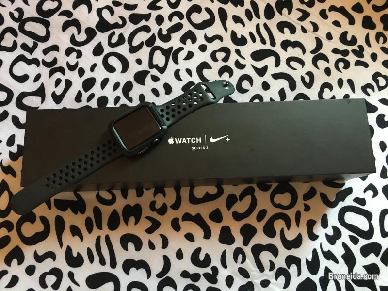 Picture of Apple Watch Series 3 42mm, Nike Edition