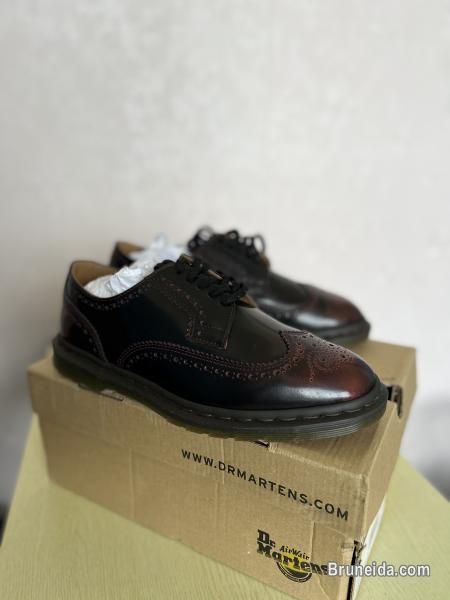 Picture of Dr Martens Kelvin II Arcadia Leather Brogue Shoes in Brunei Muara