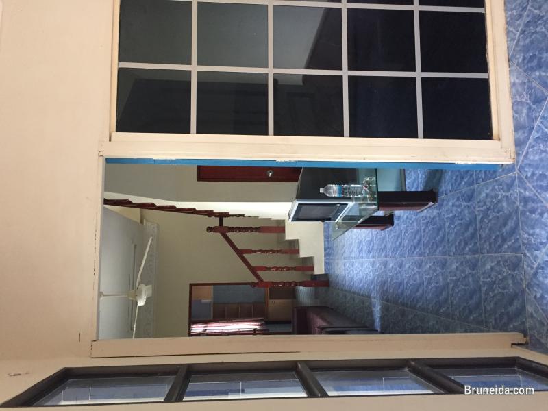 HOUSE FOR RENT - image 2