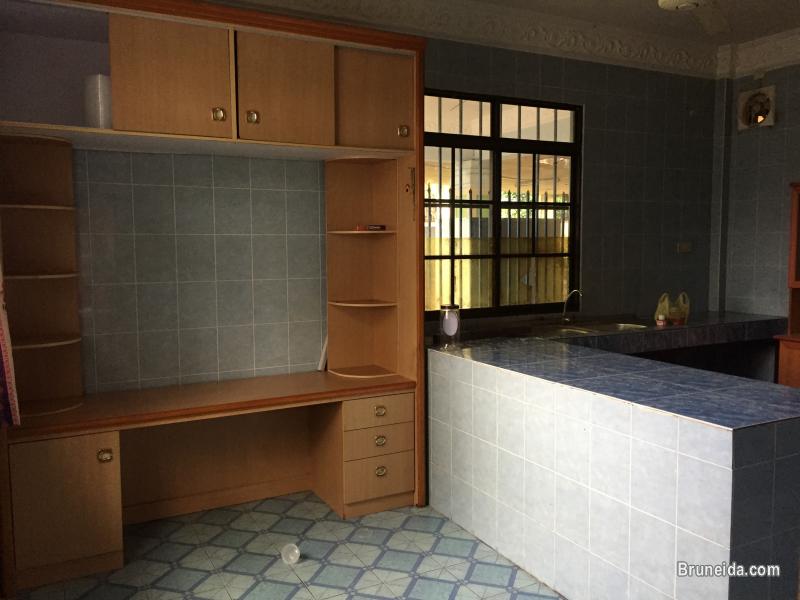 HOUSE FOR RENT - image 3