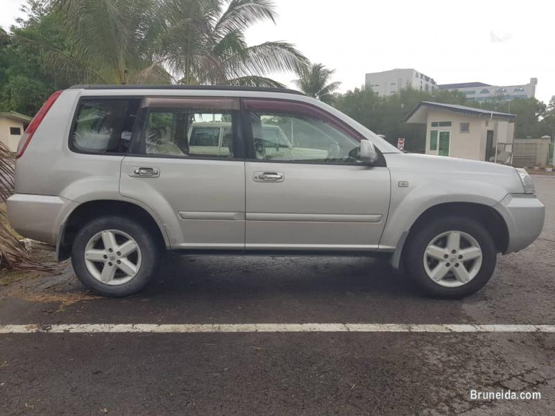 Nissan xtrail 2005 - image 2