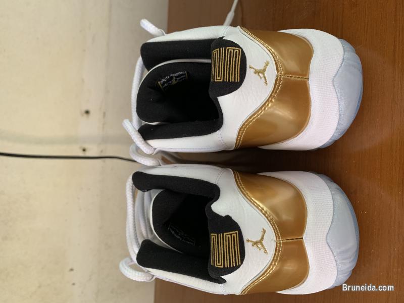 Jordan 11 low closing ceremony 2016 - 8. 5 US 42 EUR - image 3