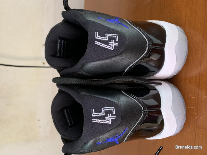 Jordan 11 space jam 2016 - 8. 5 US 42 EUR - image 3
