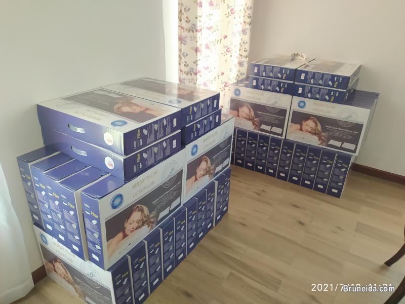 Memory foam pillow for sale - image 2