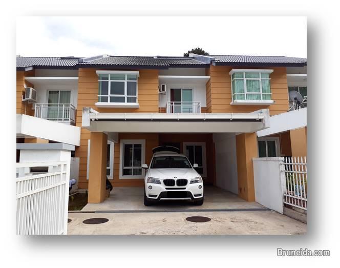 2 storey terrace for rent - image 1