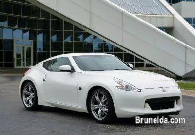 2009 Nissan 370Z Auto White - image 1