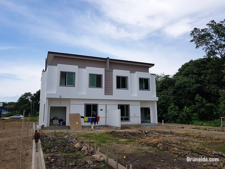 CHEAP SEMI-DETACHED HOUSE (KEKAL) KULAPIS - ONE UNIT LEFT - image 2