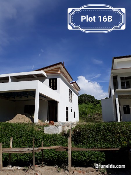 JERUDONG HOUSE FOR SALE - image 4