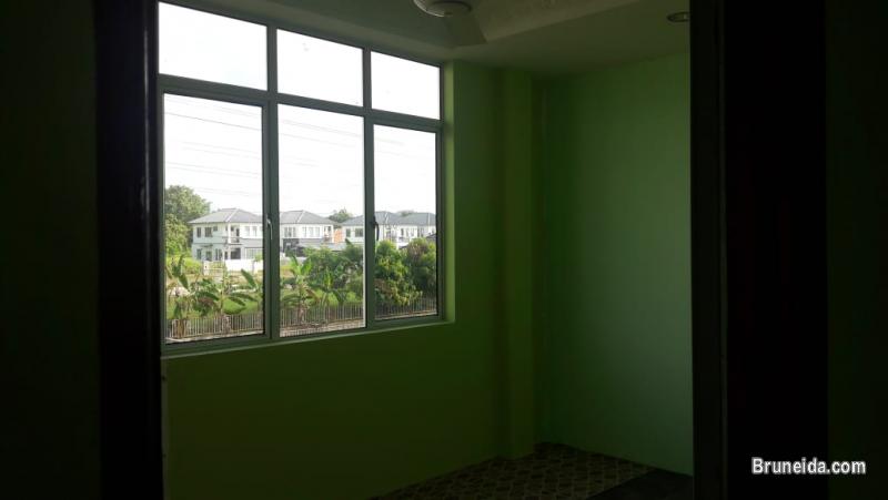 House For Rent - image 5