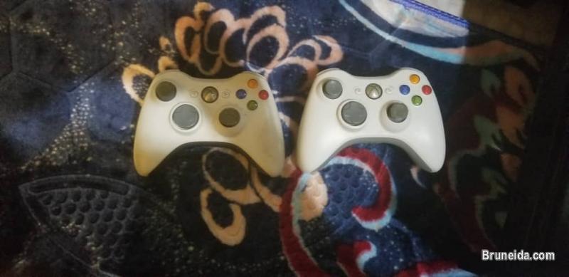 Xbox 360 With kinect 100+ games - image 1