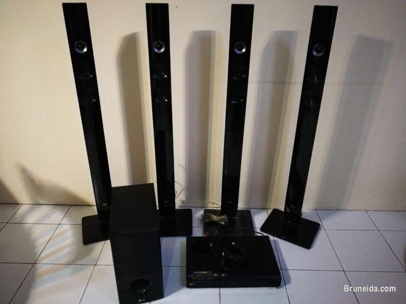 HOME THEATER FOR URGENT SALE - image 1