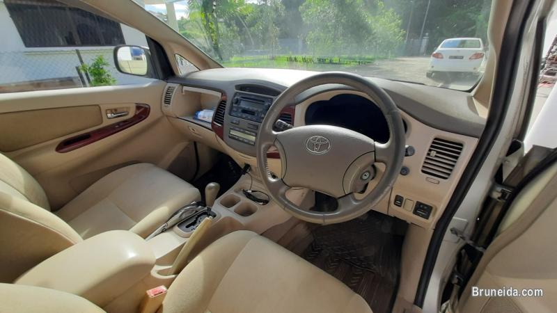 INNOVA(2. 5, Diesel) Used Car for Sale - image 3