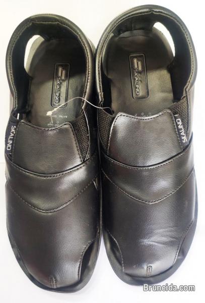 Sandals For Men - image 2