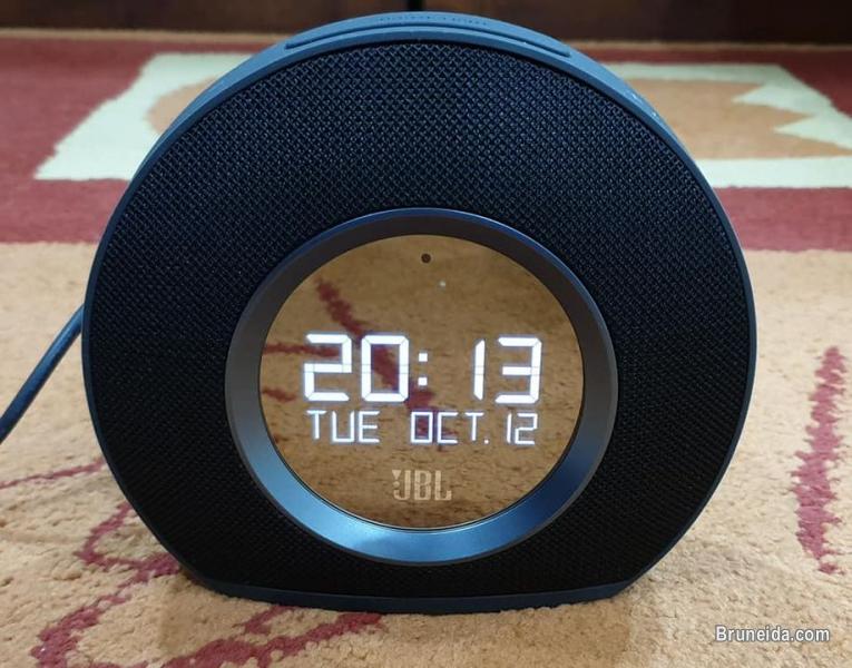 Picture of JBL Horizon Bluetooth Clock Radio for SALE