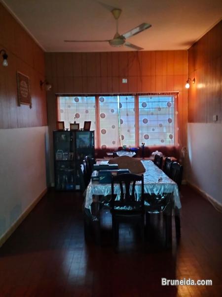 BIG HOUSE 3BED/2T GOOD LOCATION - image 3