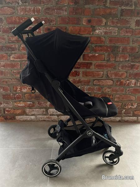 GB Pockit Lightweight Travel Stroller (Bought April 2024 - Excellent Condition) - image 2
