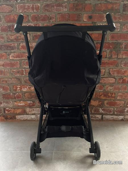GB Pockit Lightweight Travel Stroller (Bought April 2024 - Excellent Condition) - image 3