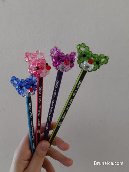 Pictures of Bead Pen Decoration