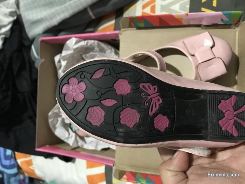 bubble gummers kids shoes - image 2