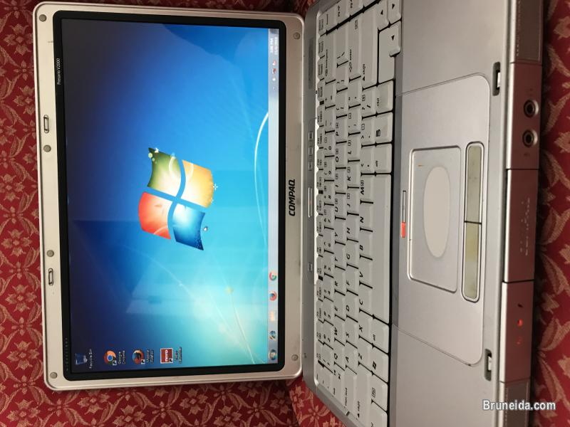 Laptop COMPAQ - image 1