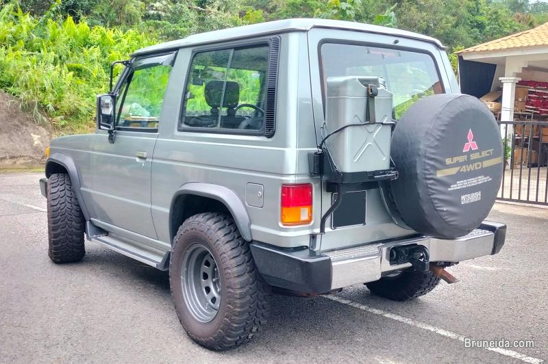 1986 Mitsubishi Pajero 4WD 2-Doors for sale - image 2