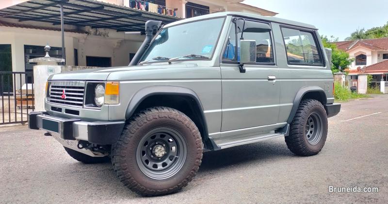 1986 Mitsubishi Pajero 4WD 2-Doors for sale - image 5
