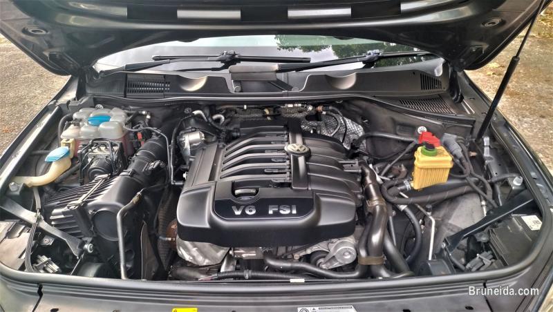 Pre-owned Volkswagen Touareg 3. 6 V6 for sale - image 7