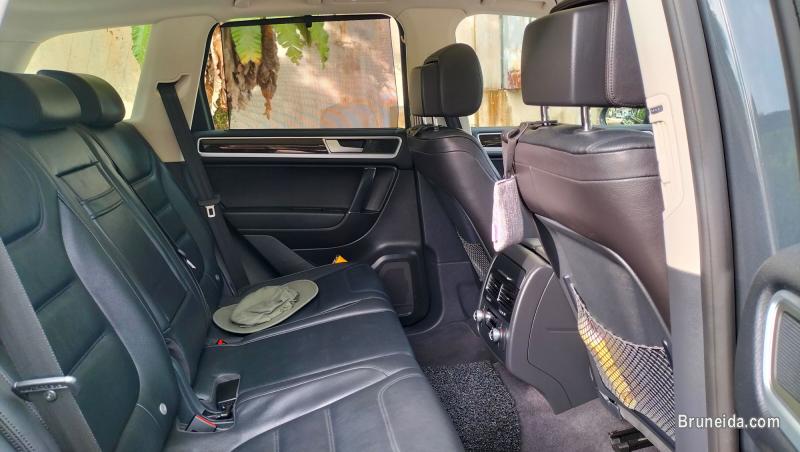 Pre-owned Volkswagen Touareg 3. 6 V6 for sale - image 9