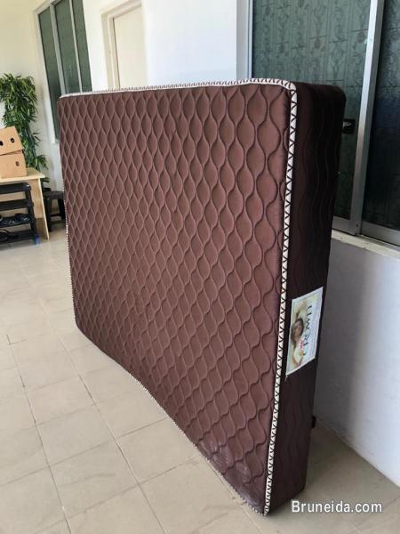 (FOR SALE) QUEEN SIZED BED w/ MATTRESS - image 5