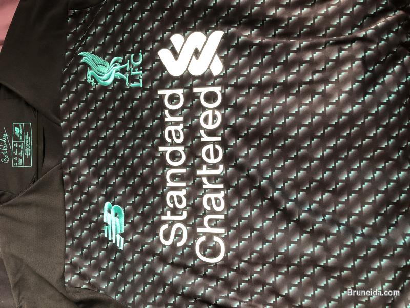 Original Liverpool 3rd 19/20 jersey - image 1