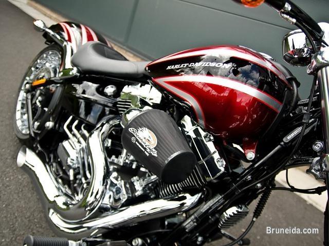 Harley-Davidson SOFTAIL FXSB BREAKOUT 1690cc - image 5