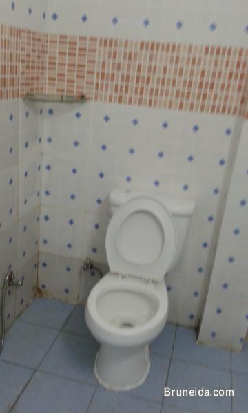 Room For Rent - image 2