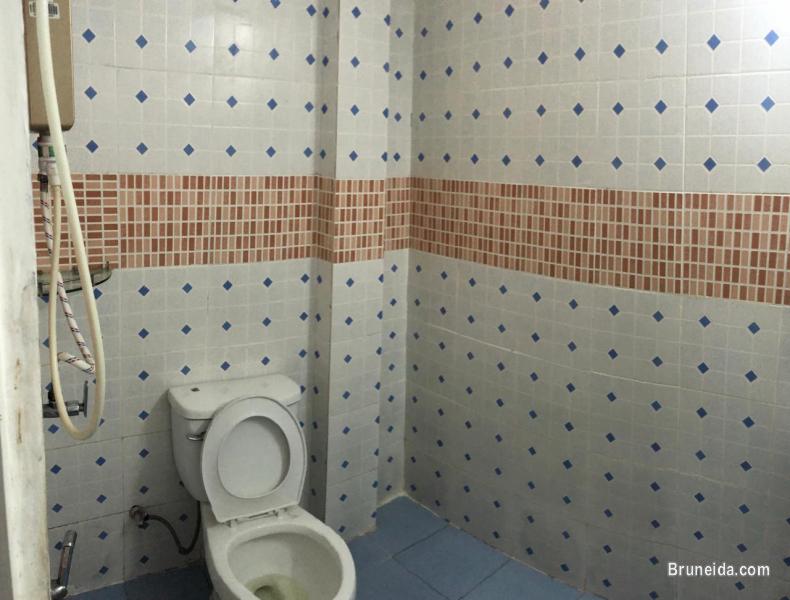 Room For Rent - image 4