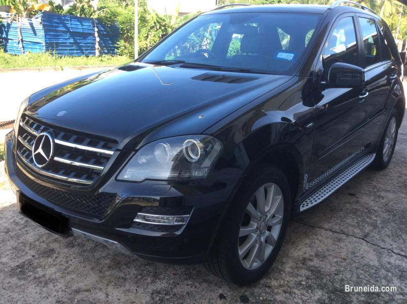 mercedes benz - image 1