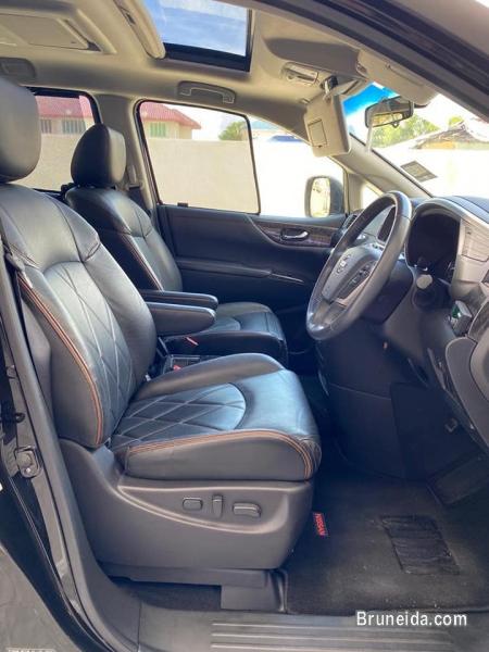 Nissan Elgrand 3. 5 Highway Star V6 for sale - image 4