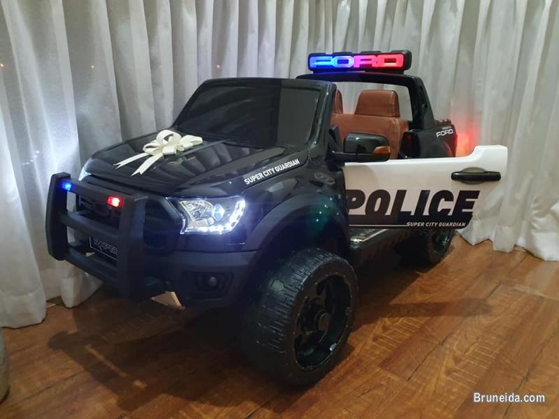 Self-driven / Remote Control Toy Car for sale! - image 1