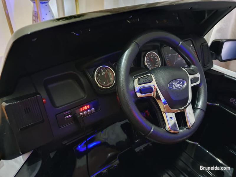 Self-driven / Remote Control Toy Car for sale! - image 3