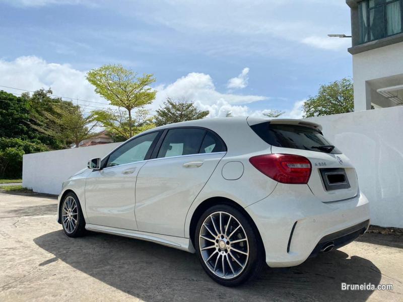 Mercedes A200 - image 2