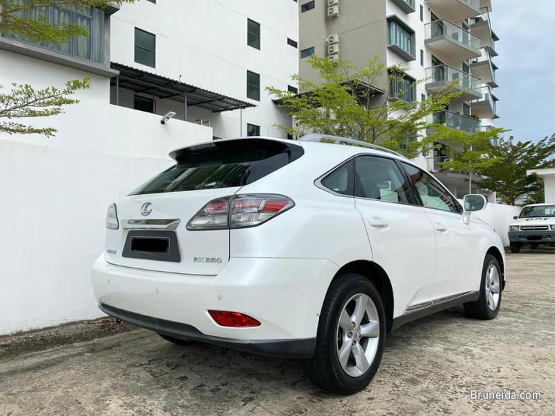 Lexus RX350 - image 2