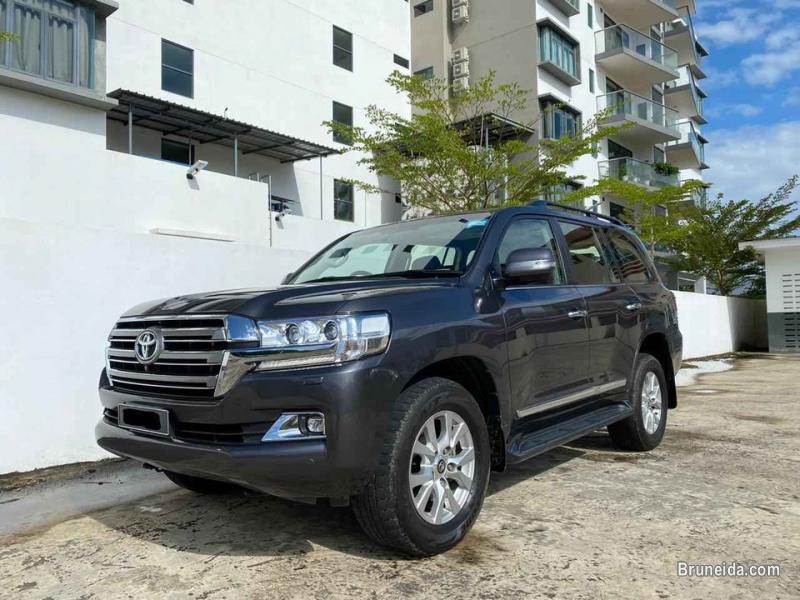 Picture of Toyota Land Cruiser Turbo VX