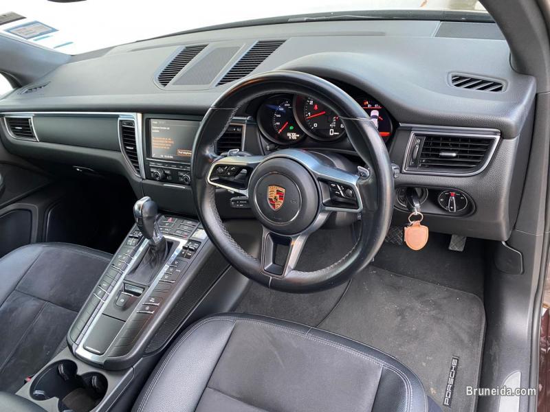 Porsche Macan 2. 0 - image 3